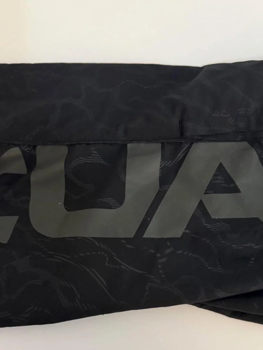 Under Armour Woven Graphic Emboss Shorts HeatGear Men's Medium Black Excellent**